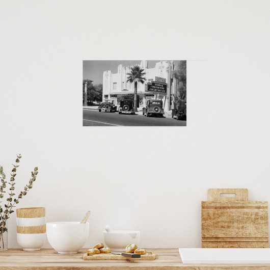 Poster Vue extérieure du théâtre Fontana (Cuisine)