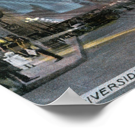 Poster Vue ouest de l'avenue Riverside à la nuit (Coin)