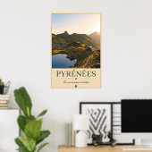 Poster Where the Mountains Welcome the Dawn – Pyrénées (Bureau à domicile)