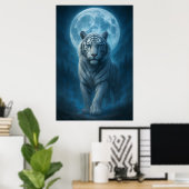 Poster White Tiger – Moonlit Mystical Scene | ManJiangHon (Bureau à domicile)