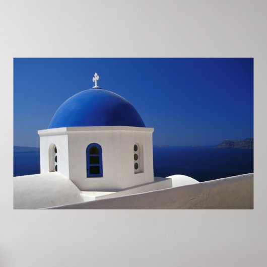 Poster Whitewashed Church with Blue Dome, Santorini (Devant)