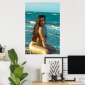 Poster Woman Smiling At The Beach (Bureau à domicile)