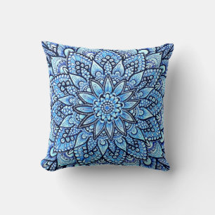 Potlood Handgetekend Mandala-ontwerp in Blauwe Kle Kussen