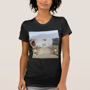 Potlood Vs Camera - Lovers T-shirt