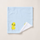 Poulet mignon sur fond bleu clair (Gant de toilette)