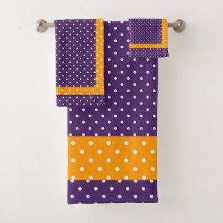 Poupée d'aubergine + point Polka d'or