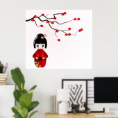 Poupée Kokeshi sous affiche de branche de sakura (Bureau à domicile)