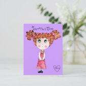 Poupée mignonne avec robe rose carte postale (Debout devant)