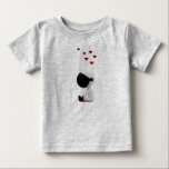 Pour Bébé Adorable Astronaut Baby T-Shirt Design<br><div class="desc">Cet adorable T-shirt bébé allie confort et design captivant. La pièce maîtresse est un astronaute blanc assis dans une pose calme, portant un casque et des gants noirs épurés. Au-dessus de l'astronaute, une charmante grappe de coeurs rouges apporte chaleur et amour au design sur le thème de l'espace. Fabriqué à...</div>