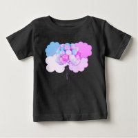 Ballons roses et bleus dans les nuages T-shirt béb