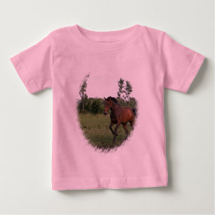 Pour Bébé Cheval de baie sur le T-shirt d'enfant en bas âge