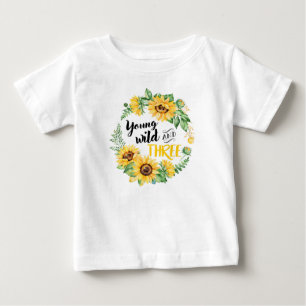 Pour Bébé Jeune sauvage et T-shirt trois