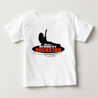 Pour Bébé Mon papa est un T-shirt de Rockstar