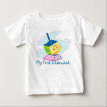 Pour Bébé Mon premier T-shirt Chanukah<br><div class="desc">Le premier Chanukah de bébé avec un rêve de jouet coloré.</div>