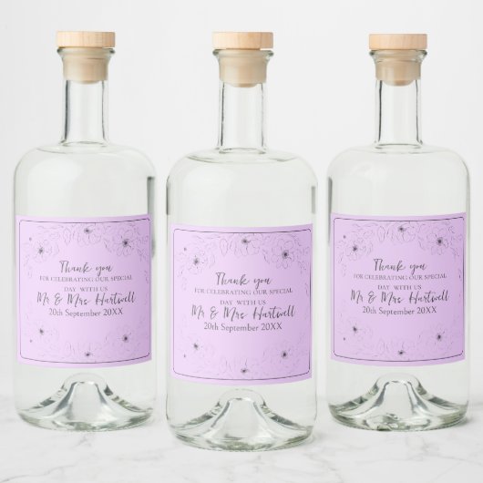 Pour Bouteilles De Liqueur Anéone sur lumière Lilac Liquor Étiquettes bouteil (Bouteilles)