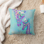 pourpre et coussin de girafes d'aqua (Couverture)
