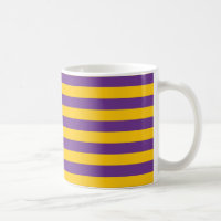 Pourpre et tasse de rayures d'or