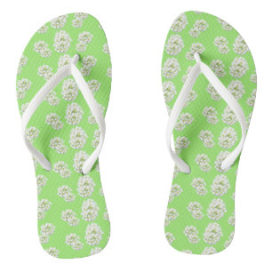 Poussière Motif Fleurs Blanches. Tongs