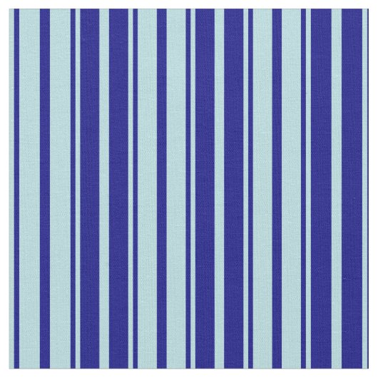 Powder Blue en Blue Lined Pattern Stof (Close Up)