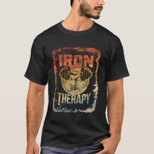 Powerlifting Sterk ijzer is mijn therapie T-shirt