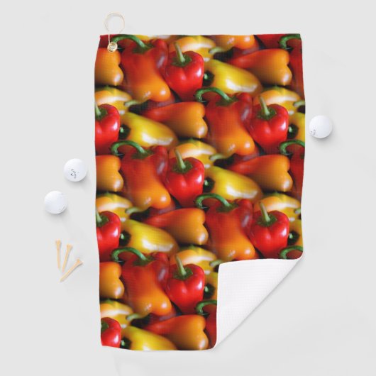 Ppers rouge et jaune serviette de golf (En situation)