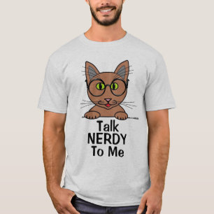 Praat NERDY tegen me Eyeglasskat Funny Pun T Shirt