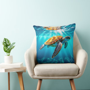 Prachtige groene zeeschildpad in zonovergoten ocea kussen