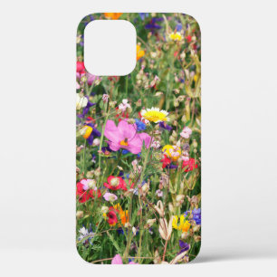 prachtige kleurrijke weide van wilde bloemen iPhone 12 hoesje