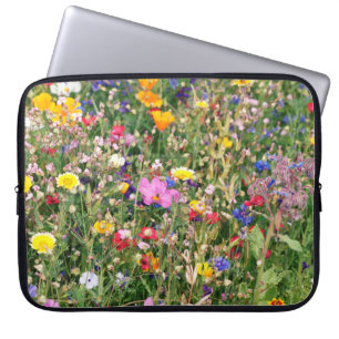 prachtige kleurrijke weide van wilde bloemen laptop sleeve