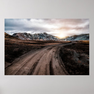 Prachtige landmanalaugar gravel road way on h poster