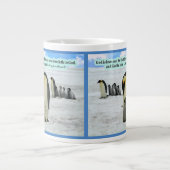 Prachtige Pinguïn Schrift 1 Johannes 4:16 Reuzenaf Extra Grote Beker (Voorkant)