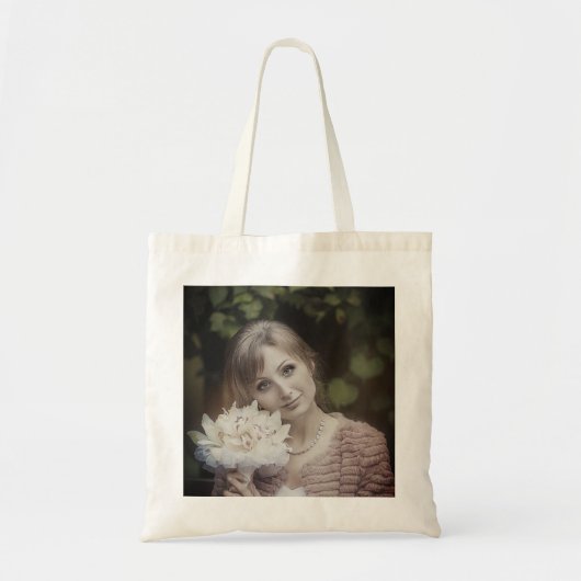 Prachtige  retro-effect gilr met bouquet f tote bag (Voorkant)