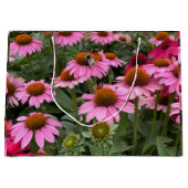Prachtige roze Echinacea Flowers en Bee Groot Cadeauzakje (Voorkant)