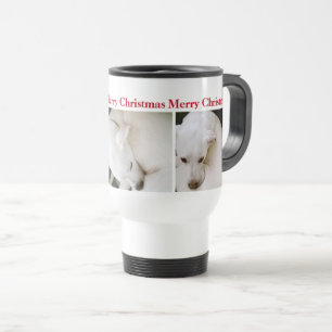 Prachtige witte poppuppy Dog met kerstmis Reisbeker