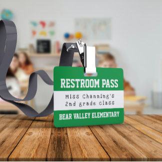 Praktische groene witte school toiletpas badge