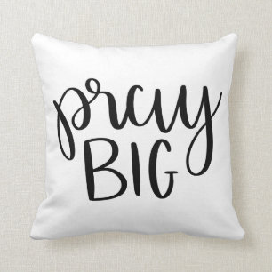 Pray Big Pillow Kussen