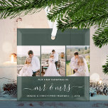 Premier Noël M. et Mme 3 Script photo vert<br><div class="desc">Commémorez votre premier Noël en tant que nouveau mariés avec ce magnifique ornement de gardiens moderne. Le texte blanc dit "Notre premier Noël comme", avec les mots "m & mrs" dans un élégant script d'écriture manuscrite avec des fioritures avant et après. Remplacez les trois exemples d'images par vos photos verticales...</div>