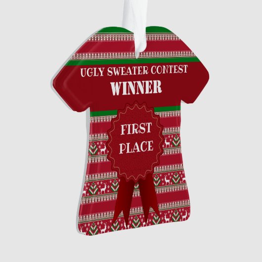 Première place vainqueur du concours de pull de No (devant)