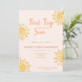 Première visite autour du soleil Invitation d'anni (Debout devant)