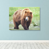Premium Wrapped Canvas 24x18 met grizzly beer Afdruk (Insitu (Houten vloer))