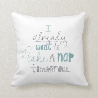 "Prends une sieste" coussin design à la main lettr