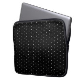 Preppy Black en White Tiny Polka Dots Pattern Laptop Sleeve (Voorkant Links)