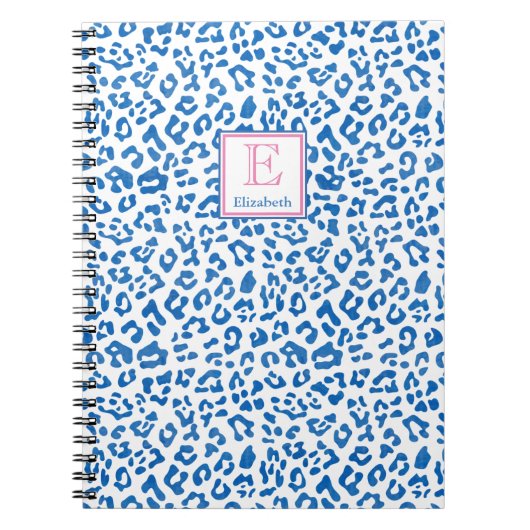 Preppy Blue en White Leopard Print Monogramed Notitieboek (Voorkant)