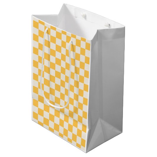 Preppy Checkerboard Yellow White Mod Retro Medium Cadeauzakje (Voorkant Gekanteld)