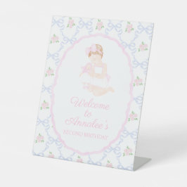 Preppy Grandmillennial Dolly & Me Bloemenbogen Reclamebord Met Voetstuk