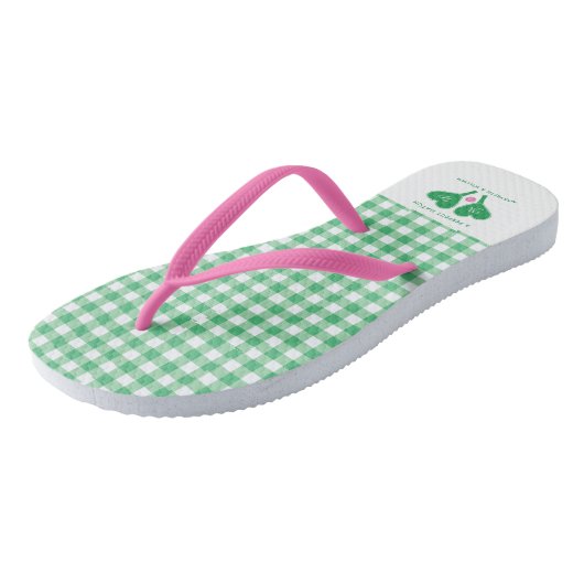 Preppy Green and Pink Wedding Pickleball Teenslippers (Schuin)