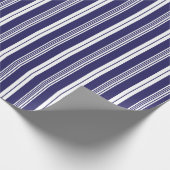 Preppy Navy Blue White Deckstoel Stripe Pattern Cadeaupapier (Hoek)