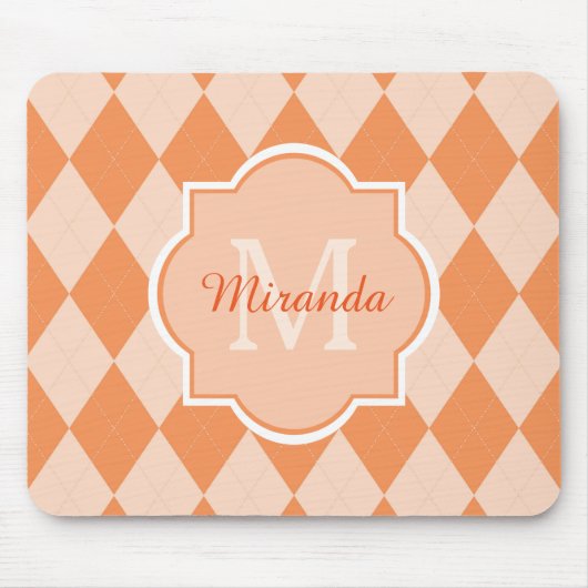 Preppy Oranje Argyle Girly Monogram en naam Muismat (Voorkant)