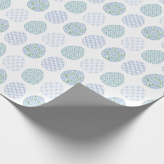 Preppy Pasen Blauw en Groen Hortensia Bow Trellis Cadeaupapier (Hoek)