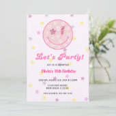 Preppy Pastel Roze Y2K Happy Face Party Verjaardag Kaart (Staand voorkant)